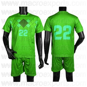 ชุดยูนิฟอร์มฟุตบอล 2025 เสื้อกีฬาแบบกำหนดเอง เสื้อฟุตบอล กางเกงขาสั้น ชุดแข่งขันคุณภาพ ชุดยูนิฟอร์มฟุตบอลสำหรับแฟนบอล โพลีเอสเตอร์ 100% - Product Image 3