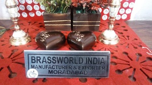 Urne de crémation pour animaux de compagnie en métal de style américain Brassworld India Funeral Supplies Made of Brass - Product Image 5