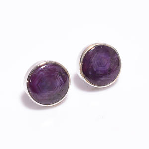 Boucles d'oreilles clous ethniques en argent sterling 925 les plus vendues, faites à la main avec corindon violet pour fiançailles et anniversaires - Cadeau classique - Product Image 3