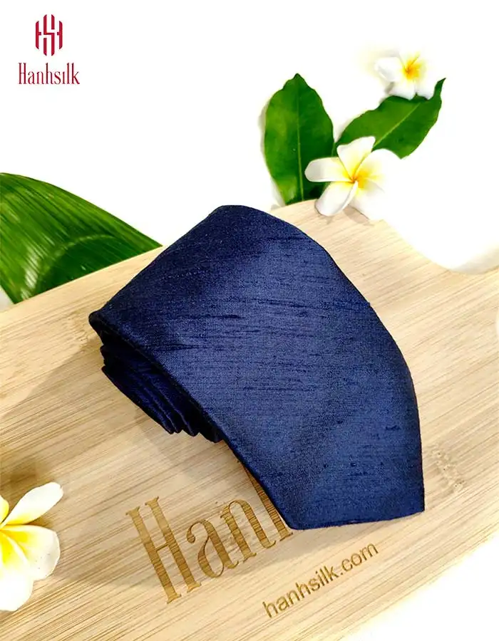 Лучшие продажи галстук дизайн для мужчин с уникальными мотивами разработан Хань шелк Вьетнам