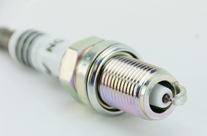 Bujía de iridio para motor de coche, bujía de alta calidad para CHRYSLER <span class=keywords><strong>CIRRUS</strong></span>, BKR6EIX 2272 - Product Image 3