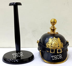 Armure médiévale Casque allemand impérial Pickel Haube Casque allemand prussien en cuir noir Finition en laiton - Product Image 5