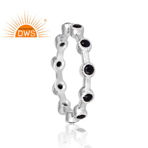 แหวนพลอยสปินเนอร์สีดำทำจากธรรมชาติ,แหวนเพชรสเตอร์ลิง Eternity - Product Image 4