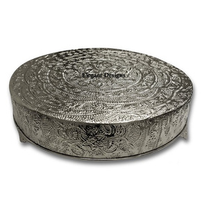 Présentoir à gâteau en métal indien élégant fait à la main présentoir à gâteau de qualité supérieure en gros dessus de table décoratif meilleur support à gâteau de luxe - Product Image 1