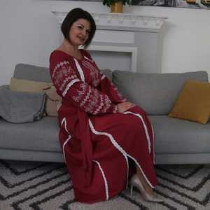 Vente en gros de robes brodées ukrainiennes 100% coton personnalisables, tenues décontractées à manches longues et pampilles, tissées dans un tissu naturel écologique - Product Image 5