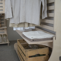 Présentoir mural suspendu pour le commerce de détail, étagères réglables, conception emboîtable, contreplaqué bouleau 12/15mm, pour vêtements, personnalisable