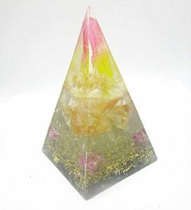 Pyramide d'orgone nubienne cornaline jaune harmonie énergie orgonite reiki cristal de guérison approvisionnement en gros - Product Image 4