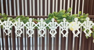 Guirnalda de Esqueletos de Papel para Halloween, Decoración Festiva Reutilizable para Exteriores, para Adultos - Product Image 4