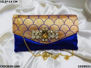 Bolso de Mano de Seda Cruda para la Noche, Diseño Étnico, Marca Craftstages International, 15.5x14cm - Product Image 5