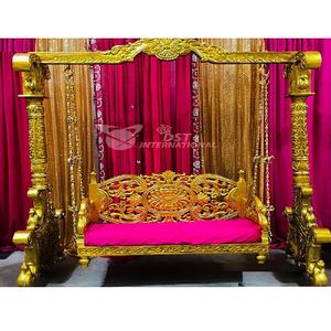 Jhula — siège de balançoire pour cérémonie de mariage, siège pour mariée, Look doré, élégant, balançoire de mariage, magnifique, Mehndi et sange, jhola - Product Image 1