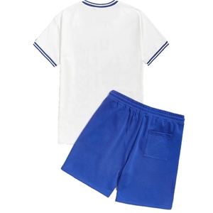 Conjunto personalizado informal de 2 piezas para hombre, camiseta a rayas con estampado de letras, pantalones cortos con cordón, técnica bordada, hombro caído, sólido - Product Image 2