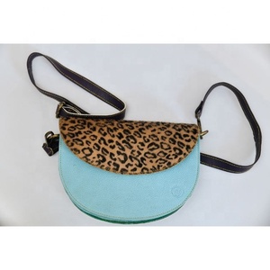Sac à bandoulière en cuir véritable de haute qualité pour femmes sac à main de créateur de luxe sangle unique Portable Style bohème chaînes décorées - Product Image 5
