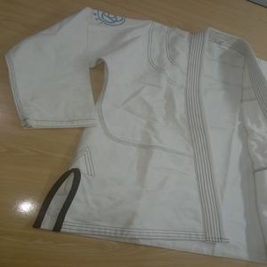 Brasileño BJJ Gi Jiu Jitsu desgaste para hombres mujeres niños alta calidad peso ligero perla nuevo diseño venta al por mayor ropa de artes marciales - Product Image 4