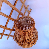 Elegantes Set aus 3 Rattan-Wandpflanzgefäßen, Hängende Wandvase aus Vietnam Großhandel