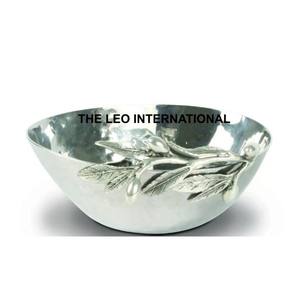 ชามอลูมิเนียมโลหะสำหรับตกแต่งดีไซน์ทรงรูปร่างไม่สม่ำเสมอสีเงินพร้อมดีไซน์ใหม่สำหรับวางบนโต๊ะเสิร์ฟอาหาร - Product Image 2