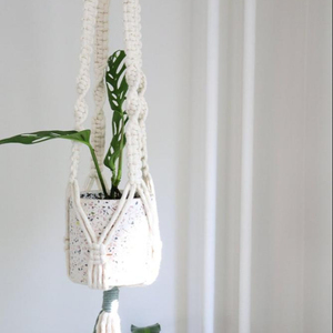   Porte-plante en macramé fait main / Sauge et blanc / Support pour plantes - Product Image 1