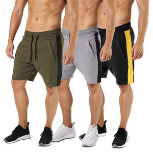 Short d'extérieur pour homme gris chiné avec bandes latérales 100% coton/polyester avec décoration personnalisée et taille élastique - Product Image 3