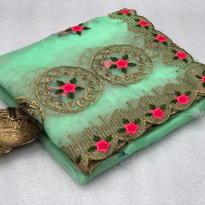 ผ้าออร์แกนซ่างานปักสวยงาม - Product Image 1