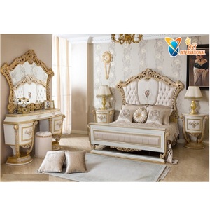Muebles de dormitorio tallados en madera de teca, conjunto de dormitorio de acabado blanco dorado moderno, clásico, tallado a mano, tamaño King - Product Image 1