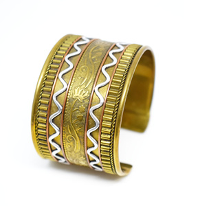 2017 New Year Kolkata Durga Puja Ancient Greek Jewelry Wedding Bridal Fashion Wide Solid Colorful Brass Bangle for Women - Product Image 1