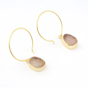 Pendientes colgantes de cuarzo rosa Natural para mujer, aretes de aro hechos a mano, piedra de nacimiento chapada en oro, regalo de joyería - Product Image 4