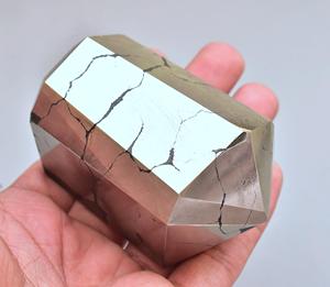 Piedra curativa de cristal Natural para decoración del hogar, torre de cristal de cuarzo Mineral de pirita, hematita - Product Image 4