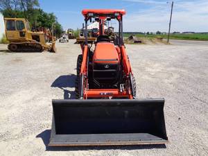 Gebrauchte 4WD 2019 Kubota Traktor lader mit <span class=keywords><strong>48</strong></span> "Schaufel Bagger lader mit Auslegern und 12" GP Eimer - Product Image 6