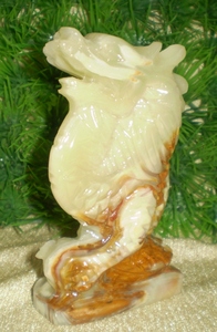 Statue de dragon en onyx vert Figurine animale au design traditionnel pour la décoration de la maison Sculpture sur pierre d'onyx - Product Image 4