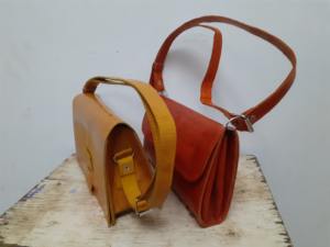 Bolso de mano informal de cuero de cebú genuino de Madagascar, decoración de Rayas de estilo plano con cierre de cremallera de rafia y Asa de algodón - Product Image 4