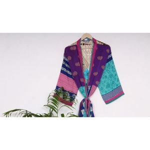 Robe Kimono longue Vintage pour femmes Robe de chambre imprimée de fleurs en soie recyclée pour vêtements de nuit d'automne Matériau en soie confortable - Product Image 2