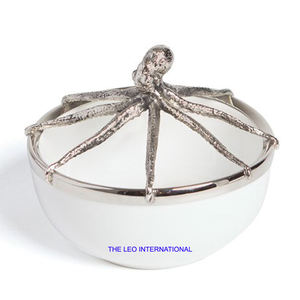 Base chapada en oro Rama de árbol Diseño en forma de hoja Cuenco decorativo redondo Acero inoxidable Latón Metal Cuenco elegante - Product Image 6