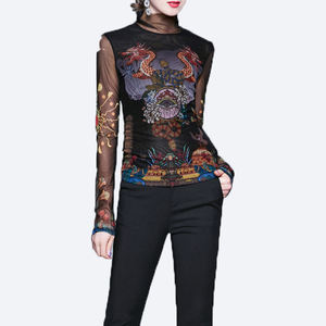 Camiseta de manga corta bordada con logotipo personalizado, para mujer - Product Image 3