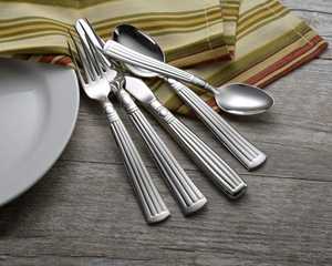 Juego de 5 cucharas de acero inoxidable pulido, cubiertos elegantes, perfectos para restaurante, comida rápida y uso de cubiertos modernos - Product Image 5