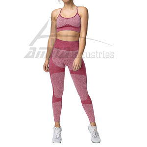 Ropa deportiva de LICRA y poliéster para mujer, conjunto de Yoga a precio asequible - Product Image 1