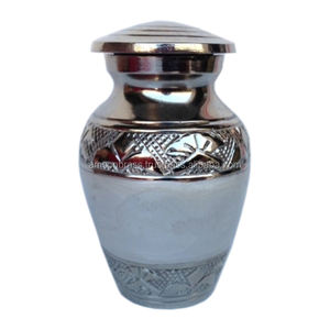 Urnas terminadas impresas en esmalte verde Urna para adultos Token Urna Metal Aluminio Plata Flor en relieve Cremación - Product Image 3