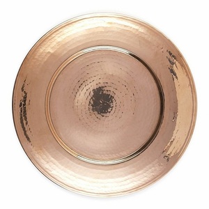 Placa de cargador chapada en plata Diseño en relieve Placa de cargador de borde Diseño personalizado Placas de cargador de forma redondeada segura de metal - Product Image 6