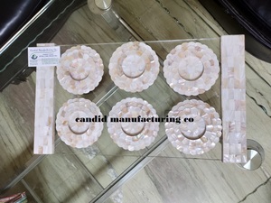 Posavasos de Diseño de Lujo con Bandeja de Acrílico y Madreperla con Platos Árabes - Product Image 4