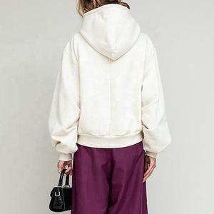 Sudadera con capucha recortada con cordón para mujer con logotipo personalizado Jersey deportivo de gran tamaño ajustado de talla grande para mujer - Product Image 5