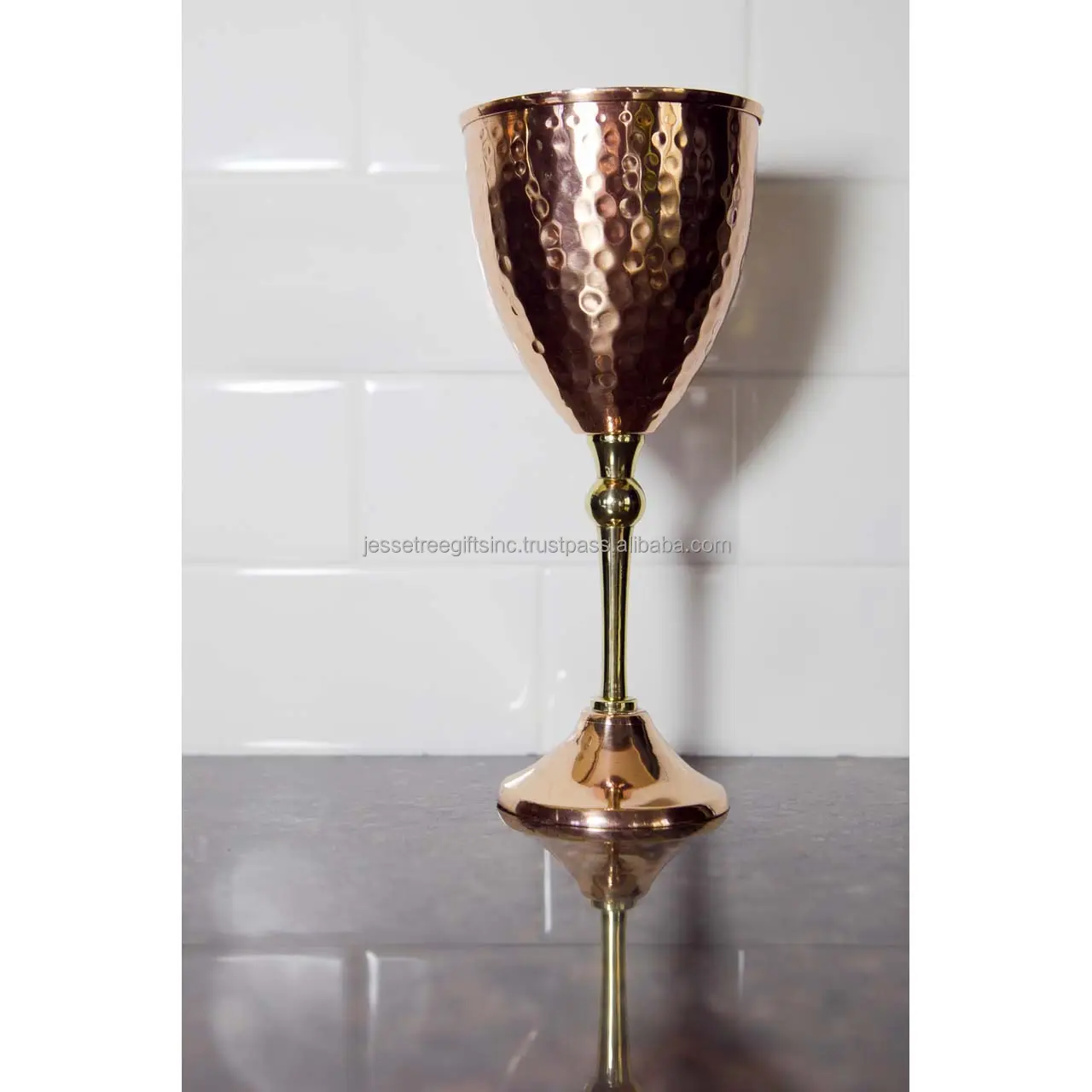 Calice di vetro di vino in metallo con finitura in rame brillante martellato design calice di qualità genuina per bere il prezzo all'ingrosso