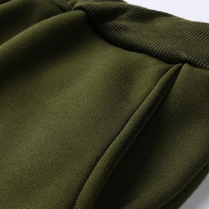 OEM High Quality New Design Cotton Bulk Sweat Suit Tracksuit Men Slim Fit Zipper Tracksuit For Men - Product Image 5