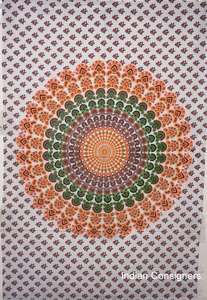 Tapisseries Paon Mandala Coton Petite Affiche À La Main Bohème Tenture Murale pour Chambre Décor À La Maison Par Les Expéditeurs Indiens - Product Image 3
