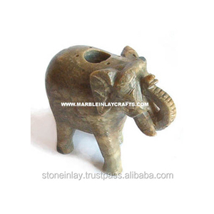 Porte-bougie en pierre ollaire au design unique et magnifique en forme d'éléphant - Product Image 1