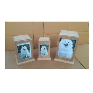 PHOTO de chien en bois de différentes tailles, fournitures d'enterrement d'urne de crémation/funérailles, brasworld inde - Product Image 1