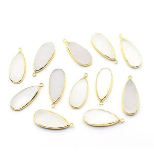 Blanc Druzy poire forme 925 argent Sterling lunette plaqué or pendentif fabrication de bijoux faits à la main - Product Image 1