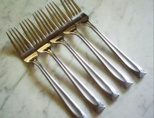 Enameled Gold Stainless Steel Fork Set With Stylish Design Perfect for Restaurant and Hotel Event <b>Tabletop</b> Serving Set Of 6 Pcs - Product Image 4