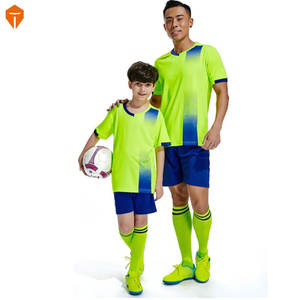 Customized high quality sublimation soccer jersey uniform men soccer jersey set sublimate jersey soccer 2021 - Product Image 2