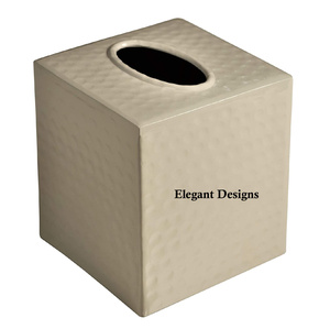 Boîte à mouchoirs en métal plaqué or faite à la main en forme de rectangle avec finition martelée fantaisie nouvelle couverture de boîte suspendue en gros - Product Image 5