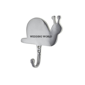 ตะขอแขวนผนังโลหะคุณภาพดีที่สุดดีไซเนอร์ทําด้วยมือขายส่งตะขอคลาสสิกมีสไตล์ขายส่งแฟนซีใหม่ตะขอผนังโลหะ - Product Image 4