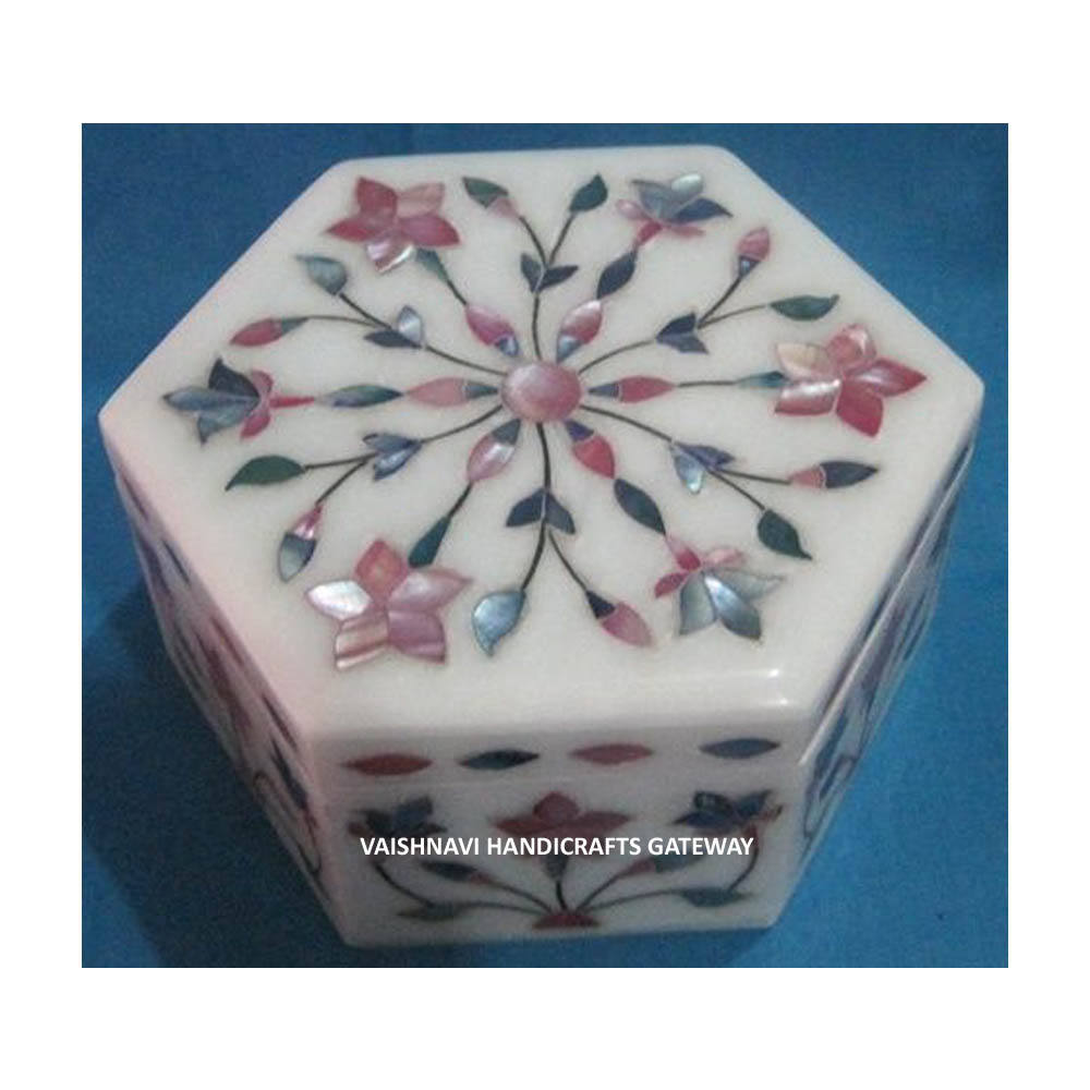 สีชมพูและสีฟ้า