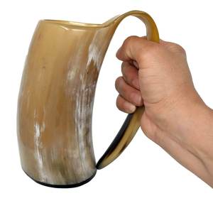 Taza de Cerveza de Alta Calidad Estilo Náutico Pulida con Cuerno de Vaca Natural, Regalo para Padrinos de Boda con Cultura Vikinga - Product Image 6